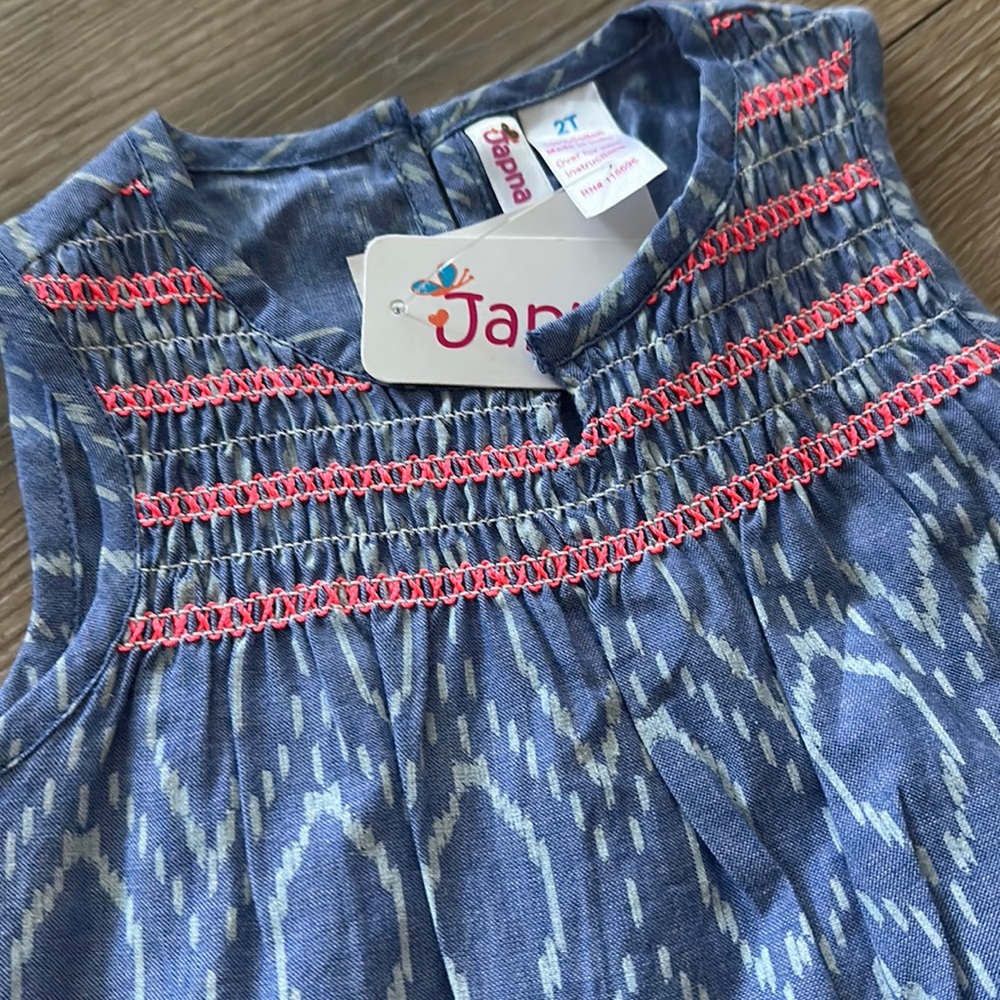 NWT tunic shirt.  Chambray and neon